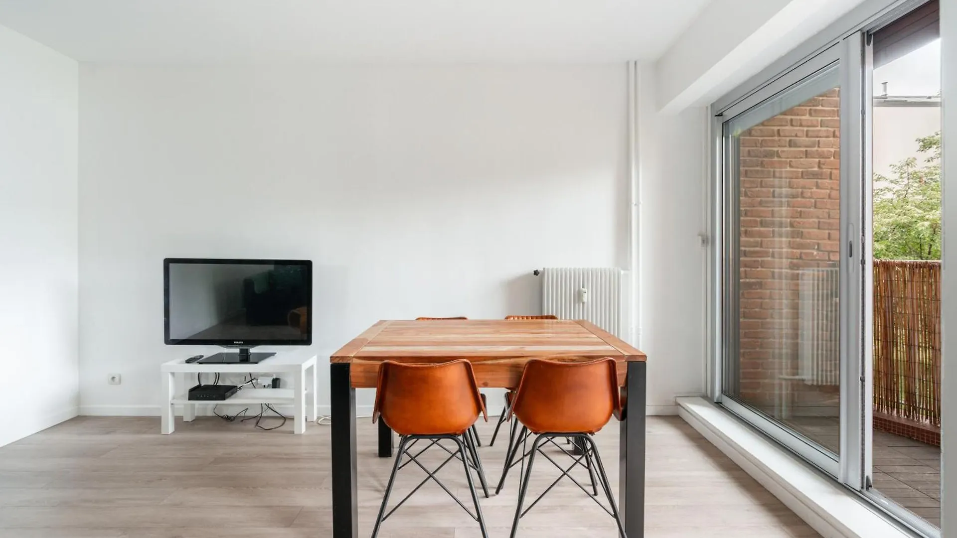 Le Grand Blanqui - Face Rer B - Free Parking Apartment Gentilly 0*,  France